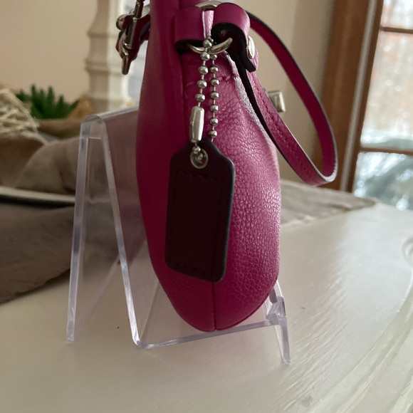 Coach Park Leather Medium Wristlet Clutch - Picture 5 of 12